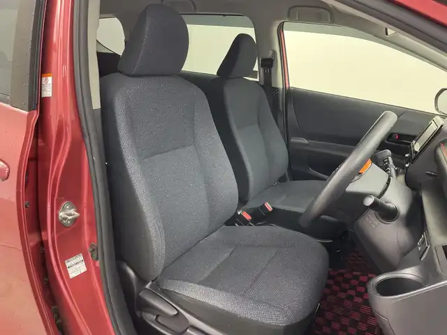 トヨタ シエンタ X 群馬県 2016(平28)年 7.3万km レッドマイカM 社外ＳＤナビ　バックカメラ　フルセグ　Ｂｌｕｅｔｏｏｔｈ　片側電動スライドドア　スマートキー　プッシュスタート　社外１５インチアルミホイール　ビルトインＥＴＣ　アイドリングストップ　横滑り防止　ＡＢＳ