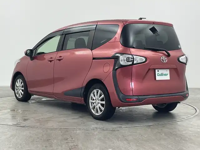 トヨタ シエンタ X 群馬県 2016(平28)年 7.3万km レッドマイカM 社外ＳＤナビ　バックカメラ　フルセグ　Ｂｌｕｅｔｏｏｔｈ　片側電動スライドドア　スマートキー　プッシュスタート　社外１５インチアルミホイール　ビルトインＥＴＣ　アイドリングストップ　横滑り防止　ＡＢＳ