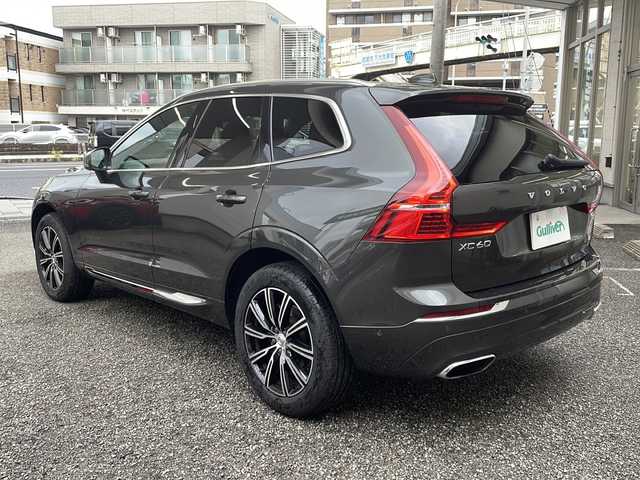 ボルボ ＸＣ６０ T5 AWD インスクリプション 兵庫県 2019(平31)年 2.9万km グレー 純正メーカーナビ /Bluetooth/CD/USB/iPod/AppleCarPlay/AndroidAuto/AM/FM/DTV/harman/kardonサウンドシステム/サンルーフ/4WD/MTモード付AT/前後ドライブレコーダー/ヘッドアップディスプレイ/シートメモリ/パワーシート（D+N席）/シートヒーター（全席）/エアシート（D+N席）/ステアリングヒーター/オートブレーキホールド/パワーバックドア/アイドリングストップ/パーキングアシスト/アダプティブクルーズコントロール/アダプティブフロントライティングシステム/アンチロック・ブレーキ・システム/レーンキープアシスト/自動駐車/発車システム/前後コーナーセンサー/オートマチックハイビーム/LEDヘッドライト/横滑り防止装置/盗難防止装置/衝突被害軽減システム/エアバッグ（W+サイド）/カーテンエアバッグ/スマートキー/保証書/取扱説明書