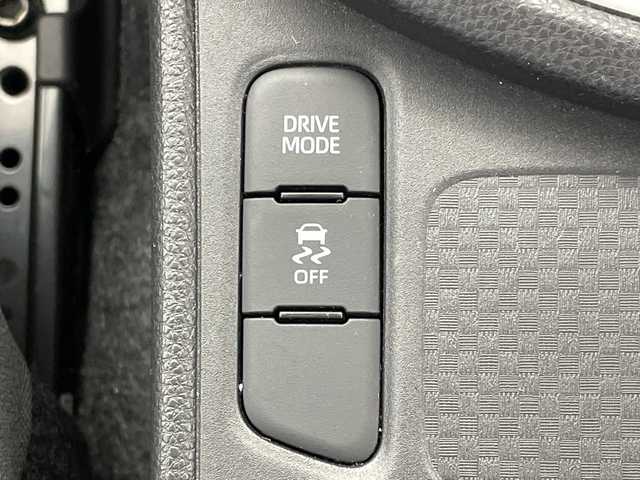 トヨタ ヤリスクロス G 新潟県 2023(令5)年 4.3万km ブラックマイカ 純正ディスプレイオーディオ/BT/全方位カメラ/シートヒーター/ETC2.0/ステアリングヒーター/ステアリングスイッチ/LEDヘッドライト/ドライブレコーダー前後