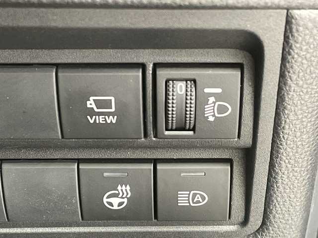 トヨタ ヤリスクロス G 新潟県 2023(令5)年 4.3万km ブラックマイカ 純正ディスプレイオーディオ/BT/全方位カメラ/シートヒーター/ETC2.0/ステアリングヒーター/ステアリングスイッチ/LEDヘッドライト/ドライブレコーダー前後