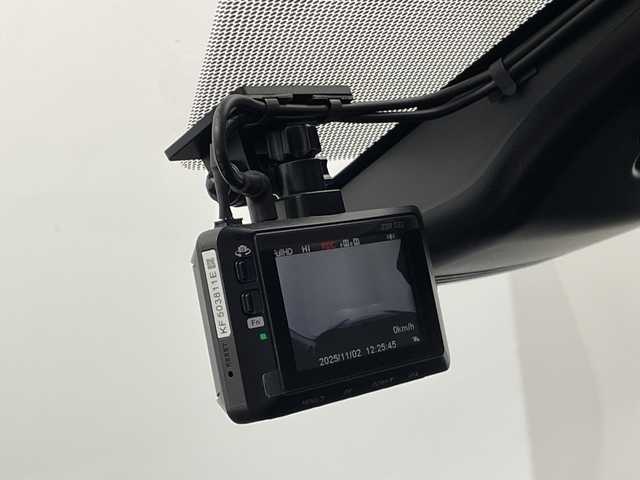 トヨタ ヤリスクロス G 新潟県 2023(令5)年 4.3万km ブラックマイカ 純正ディスプレイオーディオ/BT/全方位カメラ/シートヒーター/ETC2.0/ステアリングヒーター/ステアリングスイッチ/LEDヘッドライト/ドライブレコーダー前後