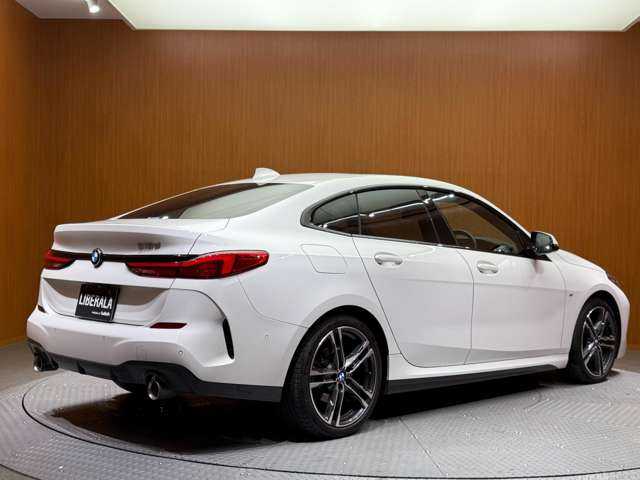 ＢＭＷ ＢＭＷ ２１８ｄ グランクーペ Mスポーツ 千葉県 2022(令4)年 5万km アルピンホワイトⅢ プラスパッケージ　/パノラマＳＲ　/１オーナー　/純正ナビ　/バックカメラ　/ダコタレザー　/シートヒーター　/パワーシート　/ＡＣＣ　/ＢＳＭ　/ＬＥＤヘッドライト　/オートライト　/パーキングアシスト　/ＥＴＣ