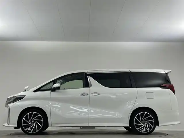 トヨタ アルファード S 埼玉県 2019(令1)年 7万km ホワイトパールクリスタルシャイン サンルーフ アルパイン１１インチナビ 12.8インチフリップダウンモニター バックカメラ デジタルインナーミラー 前後ドライブレコーダー 両側パワースライドドア レーダークルーズコントロール ETC