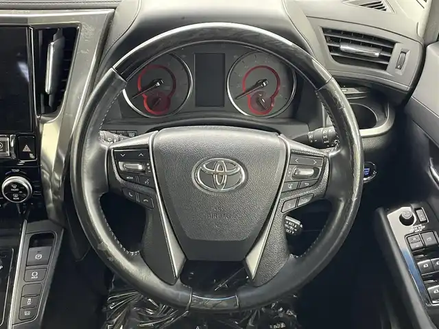 トヨタ アルファード S 埼玉県 2019(令1)年 7万km ホワイトパールクリスタルシャイン サンルーフ アルパイン１１インチナビ 12.8インチフリップダウンモニター バックカメラ デジタルインナーミラー 前後ドライブレコーダー 両側パワースライドドア レーダークルーズコントロール ETC