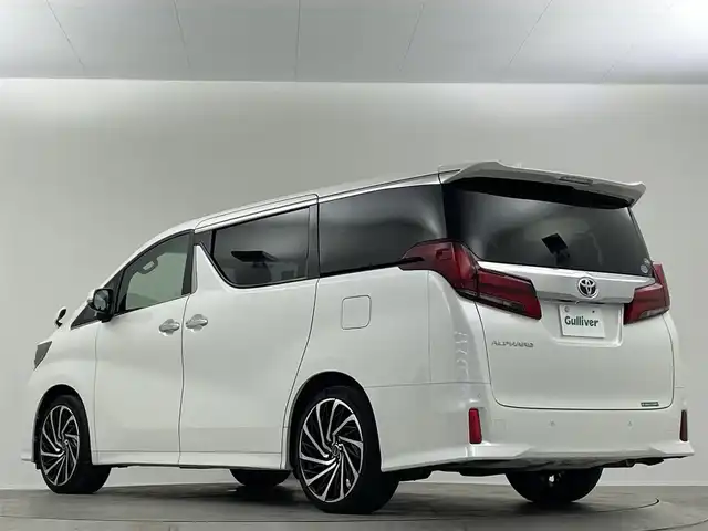 トヨタ アルファード S 埼玉県 2019(令1)年 7万km ホワイトパールクリスタルシャイン サンルーフ アルパイン１１インチナビ 12.8インチフリップダウンモニター バックカメラ デジタルインナーミラー 前後ドライブレコーダー 両側パワースライドドア レーダークルーズコントロール ETC