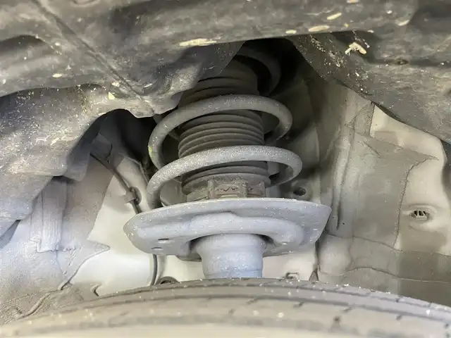 トヨタ ヤリスクロス Z 岡山県 2020(令2)年 5.7万km ホワイトパールクリスタルシャイン 純正８インチディスプレイオーディオ/（フルセグ/BT/USB/AppleCarplay)/全方位カメラ/モデリスタエアロ(前/後）/ドライブレコーダー（前/後）/ビルトインＥＴＣ/追従型クルーズコントロール/LEDヘッドライト/オートハイビーム/純正１８インチＡＷ/パワーシート（運転席）/コーナーセンサー（前/後）/踏み間違い防止/衝突軽減ブレーキ/レーンキープアシスト/ハーフレザー/シートヒーター（運転席/助手席）/オートブレーキホールド/禁煙車/純正フロアマット/純正18インチAW/スマートキー×2