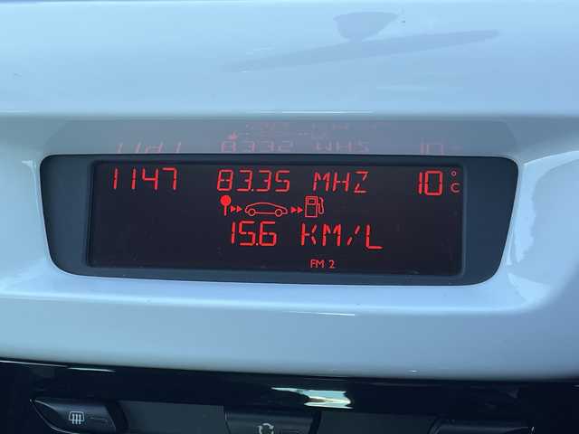 シトロエン Ｃ３ エアプレイ 道央・札幌 2011(平23)年 13.3万km ライトブルー 純正オーディオ/AM/FM/AUX/横滑り防止装置/クルーズコントロール/ETC/SPORTMODE/SNOWMODE/MTモード付AT/リモコンキー/ハロゲンヘッドライト/フォグランプ/ヘッドライトレベライザー/純正フロアマット/冬タイヤ積込（ゴムのみ）/205/55/R16/2023年/山6mm