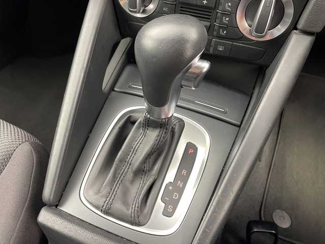 アウディ Ａ３ スポーツバック 1．4 TFSI 岐阜県 2009(平21)年 13.5万km アイビスホワイト Audi concert オーディオ/FM/AM/DVD/AUX/社外ETC/純正16インチAW/LEDオートライト/フォグランプ/本革巻きステアリング/社外フロアマット/電動格納ミラー/スマートキー