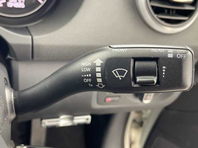 アウディ Ａ３ スポーツバック 1．4 TFSI 岐阜県 2009(平21)年 13.5万km アイビスホワイト Audi concert オーディオ/FM/AM/DVD/AUX/社外ETC/純正16インチAW/LEDオートライト/フォグランプ/本革巻きステアリング/社外フロアマット/電動格納ミラー/スマートキー