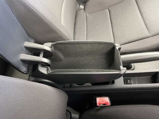 アウディ Ａ３ スポーツバック 1．4 TFSI 岐阜県 2009(平21)年 13.5万km アイビスホワイト Audi concert オーディオ/FM/AM/DVD/AUX/社外ETC/純正16インチAW/LEDオートライト/フォグランプ/本革巻きステアリング/社外フロアマット/電動格納ミラー/スマートキー