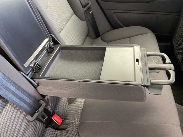 アウディ Ａ３ スポーツバック 1．4 TFSI 岐阜県 2009(平21)年 13.5万km アイビスホワイト Audi concert オーディオ/FM/AM/DVD/AUX/社外ETC/純正16インチAW/LEDオートライト/フォグランプ/本革巻きステアリング/社外フロアマット/電動格納ミラー/スマートキー