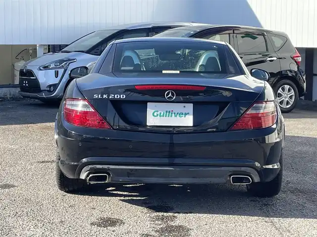 メルセデス・ベンツ ＳＬＫ２００ ブルーエフィシェンシースポーツ 福島県 2011(平23)年 4.4万km オブシディアンブラック 純正ナビ/フルセグＴＶ/ＣＤ/ＤＶＤ/ＦＭ・ＡＭ/電動オープン/レザーシート/シートヒーター/メモリーシート/パワーシート/ＥＴＣ/純正フロアマット/純正１８インチアルミ/ＨＩＤヘッドライト