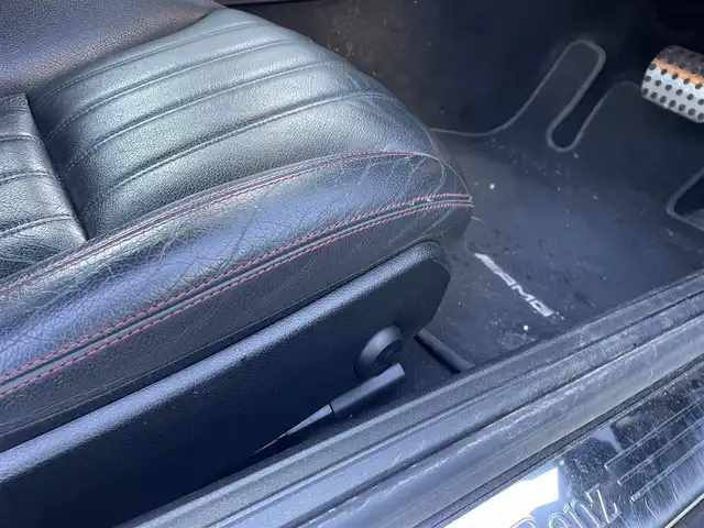 メルセデス・ベンツ ＳＬＫ２００ ブルーエフィシェンシースポーツ 福島県 2011(平23)年 4.4万km オブシディアンブラック 純正ナビ/フルセグＴＶ/ＣＤ/ＤＶＤ/ＦＭ・ＡＭ/電動オープン/レザーシート/シートヒーター/メモリーシート/パワーシート/ＥＴＣ/純正フロアマット/純正１８インチアルミ/ＨＩＤヘッドライト