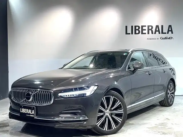 ボルボ Ｖ９０ B6 AWD インスクリプション 道央・札幌 2021(令3)年 2.4万km グレー サンルーフ　/４WD/本革シート　/エアサス　/ＨＵＤ　/パワーシート　/シートヒーター　/エアシート　/純正ナビ　/３６０度カメラ　/ＬＥＤヘッドライト　/Ｂｏｗｅｒｓ　＆　Ｗｉｌｋｉｎｓ　/オートトランク　/ＡＣＣ/ステアリングヒーター/ワイヤレスチャージ/クリスタルシフトノブ/保証書/取説/スペアキー