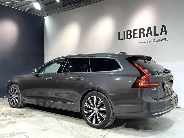 ボルボ Ｖ９０ B6 AWD インスクリプション 道央・札幌 2021(令3)年 2.4万km グレー サンルーフ　/４WD/本革シート　/エアサス　/ＨＵＤ　/パワーシート　/シートヒーター　/エアシート　/純正ナビ　/３６０度カメラ　/ＬＥＤヘッドライト　/Ｂｏｗｅｒｓ　＆　Ｗｉｌｋｉｎｓ　/オートトランク　/ＡＣＣ/ステアリングヒーター/ワイヤレスチャージ/クリスタルシフトノブ/保証書/取説/スペアキー