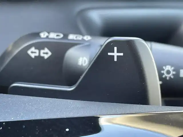 日産 セレナ ハイウェイスター V 兵庫県 2023(令5)年 2.3万km プリズムホワイト 純正12.3メーカーナビ/フルセグ/TVキャンセラー/Bluetooth/プロパイロット/デジタルインナーミラー/アラウンドビューモニター/パドルシフト/クリアランスソナー/置き型充電/USB/LEDヘッドライト/ETC2.０/スマートキー/スペアキー