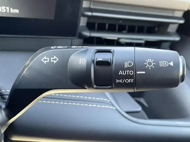 日産 セレナ ハイウェイスター V 兵庫県 2023(令5)年 2.3万km プリズムホワイト 純正12.3メーカーナビ/フルセグ/TVキャンセラー/Bluetooth/プロパイロット/デジタルインナーミラー/アラウンドビューモニター/パドルシフト/クリアランスソナー/置き型充電/USB/LEDヘッドライト/ETC2.０/スマートキー/スペアキー