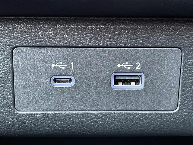 日産 セレナ ハイウェイスター V 兵庫県 2023(令5)年 2.3万km プリズムホワイト 純正12.3メーカーナビ/フルセグ/TVキャンセラー/Bluetooth/プロパイロット/デジタルインナーミラー/アラウンドビューモニター/パドルシフト/クリアランスソナー/置き型充電/USB/LEDヘッドライト/ETC2.０/スマートキー/スペアキー