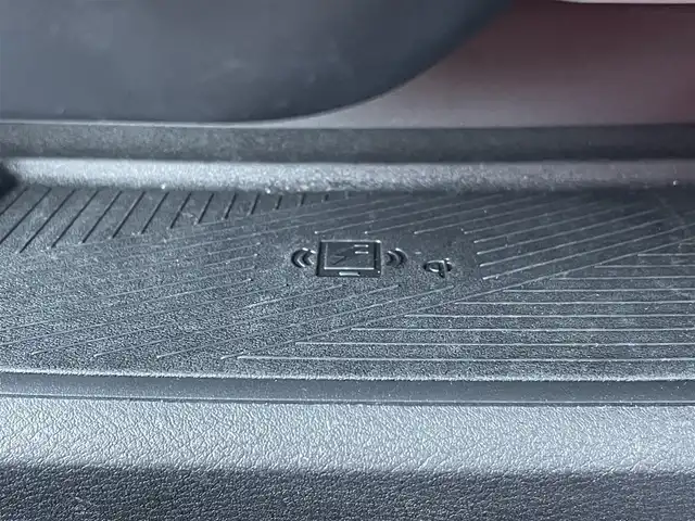 日産 セレナ ハイウェイスター V 兵庫県 2023(令5)年 2.3万km プリズムホワイト 純正12.3メーカーナビ/フルセグ/TVキャンセラー/Bluetooth/プロパイロット/デジタルインナーミラー/アラウンドビューモニター/パドルシフト/クリアランスソナー/置き型充電/USB/LEDヘッドライト/ETC2.０/スマートキー/スペアキー