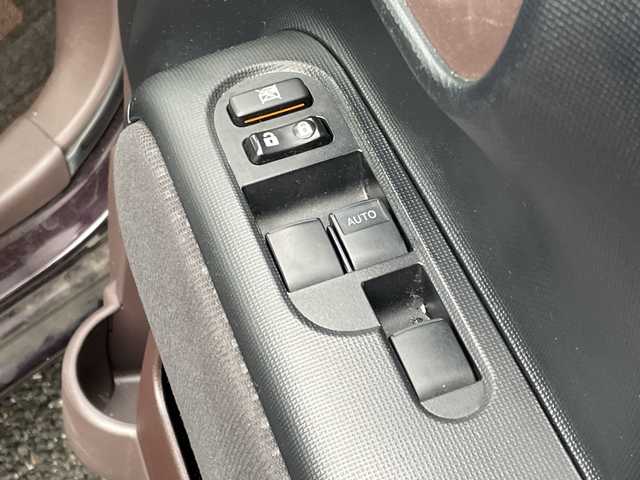 トヨタ スペイド F ジャック 千葉県 2015(平27)年 7.7万km ボルドーマイカメタリック 社外7インチアルパインナビ/(フルセグTV/CD/DVD/BT/SD)/ドライブレコーダー/バックカメラ/フリップダウンモニター/横滑り防止装置/ETC/アイドリングストップ/フォグランプ/オートライト/ウィンカーミラー/電動格納ミラー/シートリフター/プッシュスタート/スマートキー/フロアマット/スペアキー/保証書