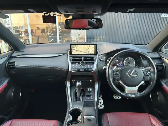 レクサス ＮＸ 300 Fスポーツ 福岡県 2018(平30)年 9.6万km ソニッククォーツ ワンオーナー/サンルーフ/Ｌｅｘｕｓｓａｆｅｔｙｓｙｓｔｅｍ＋/レーダークルーズコントロール/レーンキープアシスト/三眼ＬＥＤ　/赤革シート/前席ベンチレーション　/前席シートヒーター/純正ナビ/フルセグTV/全方位カメラ/ハンドルヒーター/パワーバックドア　/前後ドライブレコーダー/純正18インチアルミホイール/ETC/取扱説明書/保証書/スペアキー/カードキー