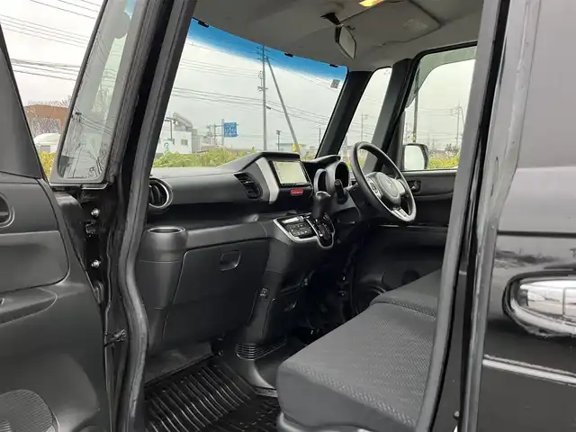 ホンダ Ｎ ＢＯＸ G SSパッケージ 鳥取県 2013(平25)年 9.9万km クリスタルブラックパール ４・W・D /社外ナビ/フルセグ/DVD/CD/BT/両側パワースライドドア/純正14インチアルミホイール/プッシュエンジンスタート/アイドリングストップ/ウィンカーミラー/電動格納ミラー/フロアマット/ドアバイザー