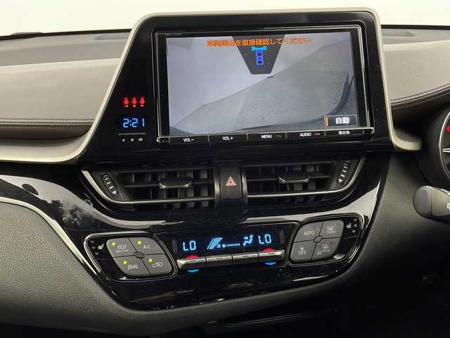 トヨタ Ｃ－ＨＲ G－T 新潟県 2017(平29)年 2.8万km センシュアルレッドマイカ 4WD/トヨタセーフティセンス/純正メモリナビ/(AM/FM/CD/フルセグ/Bluetooth/HDMI)/バックモニター/前方ドライブレコーダー/レーダークルーズコントロール/LEDオートライト/ハーフレザーシート/前席シートヒーター/純正18インチアルミホイール/純正フロアマット/スマートキー/ETC