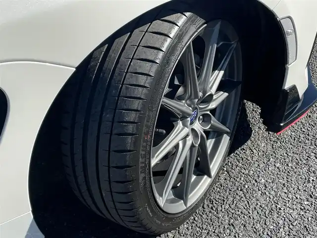 スバル ＢＲＺ S 千葉県 2021(令3)年 1.7万km クリスタルホワイトP ワンオーナー/STIエアロパッケージ/STIスカートリップ/LEDアクセサリーライナー/OPカロッツェリア9型ナビ/フルセグTV/バックカメラ/純正18インチAW/LEDヘッドライト/シートヒーター/スマートキー/プッシュスタート/保証書/取扱説明書/スペアキー有