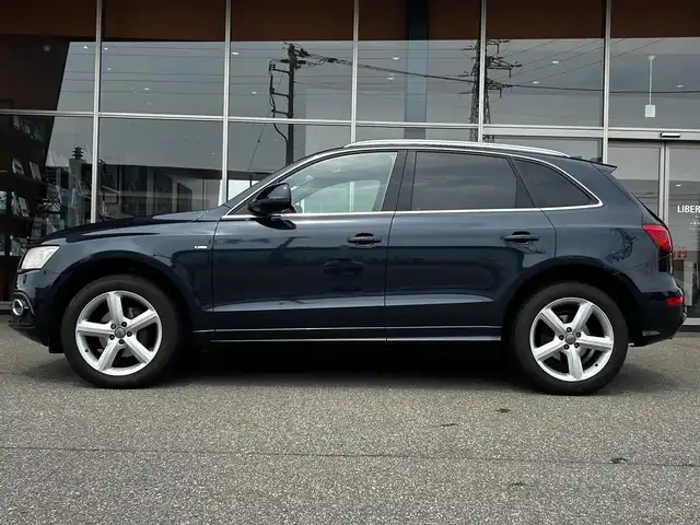 アウディ Ｑ５ 2．0 TFSI クワトロ Sライン 富山県 2014(平26)年 7.7万km 青 Sline/フルセグテレビ/バックカメラ/アイドリングストップ/クルーズコントロール/ETC/Bluetooth接続/HDDナビ/コーナーセンサー/ダウンヒルアシストコントロール/DVD再生/前後ドラレコ/パワーバックドア