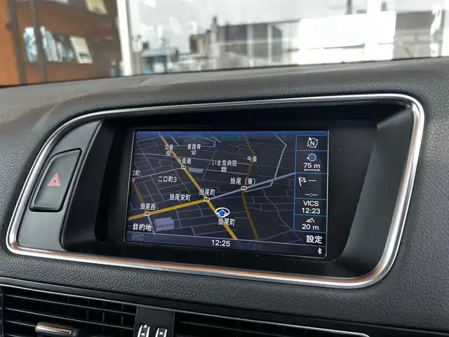 アウディ Ｑ５ 2．0 TFSI クワトロ Sライン 富山県 2014(平26)年 7.7万km 青 Sline/フルセグテレビ/バックカメラ/アイドリングストップ/クルーズコントロール/ETC/Bluetooth接続/HDDナビ/コーナーセンサー/ダウンヒルアシストコントロール/DVD再生/前後ドラレコ/パワーバックドア