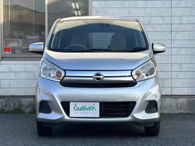 日産 デイズ J 福岡県 2018(平30)年 12.5万km スターリングシルバーM 純正メモリナビ【MJ118D-W】/　（AM/FM/Bluetooth/ipod/WALKMAN/フルセグTV）/安全装備/・インテリジェントエマージェンシーブレーキ/・ビークルダイナミクスコントロール/・ハイビームアシストスイッチ/ETC/電格ミラー/ドアミラー調整スイッチ/純正フロアマット/ISOFIX/ドアバイザー/スペアキー×１/保証書/取扱説明書