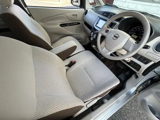 日産 デイズ J 福岡県 2018(平30)年 12.5万km スターリングシルバーM 純正メモリナビ【MJ118D-W】/　（AM/FM/Bluetooth/ipod/WALKMAN/フルセグTV）/安全装備/・インテリジェントエマージェンシーブレーキ/・ビークルダイナミクスコントロール/・ハイビームアシストスイッチ/ETC/電格ミラー/ドアミラー調整スイッチ/純正フロアマット/ISOFIX/ドアバイザー/スペアキー×１/保証書/取扱説明書