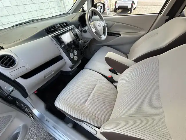 日産 デイズ J 福岡県 2018(平30)年 12.5万km スターリングシルバーM 純正メモリナビ【MJ118D-W】/　（AM/FM/Bluetooth/ipod/WALKMAN/フルセグTV）/安全装備/・インテリジェントエマージェンシーブレーキ/・ビークルダイナミクスコントロール/・ハイビームアシストスイッチ/ETC/電格ミラー/ドアミラー調整スイッチ/純正フロアマット/ISOFIX/ドアバイザー/スペアキー×１/保証書/取扱説明書