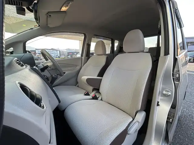 日産 デイズ J 福岡県 2018(平30)年 12.5万km スターリングシルバーM 純正メモリナビ【MJ118D-W】/　（AM/FM/Bluetooth/ipod/WALKMAN/フルセグTV）/安全装備/・インテリジェントエマージェンシーブレーキ/・ビークルダイナミクスコントロール/・ハイビームアシストスイッチ/ETC/電格ミラー/ドアミラー調整スイッチ/純正フロアマット/ISOFIX/ドアバイザー/スペアキー×１/保証書/取扱説明書