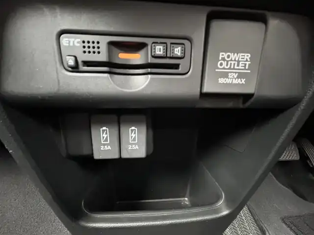 ホンダ Ｎ ＷＧＮ カスタム G ターボパッケージ 福岡県 2018(平30)年 9.4万km プレミアムホワイトパールⅡ 純正ナビ【VXM-184VFi】/(AM/FM/CD/DVD/BT/USB/フルセグTV)/バックカメラ/ビルトインETC/衝突軽減ブレーキ/プッシュスタート/クルーズコントロール追従なし/パドルシフト/電動格納ウィンカーミラー/キセノンヘッドライト/LEDフォグランプ
