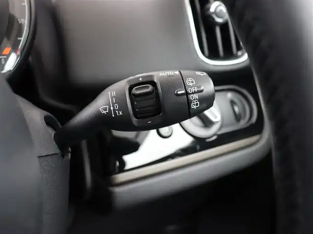 ＭＩＮＩ ＢＭＷ ミニ クロスオーバー クーパー D オール4 長野県 2020(令2)年 5万km 黒Ⅱ ペッパーＰＫＧ　/純正ナビ　/バックカメラ　/ＡＣＣ　/衝突軽減ブレーキ　/コンフォートアクセス　/シートヒーター　/パワーバックドア　/ＭＩＮＩエキサイトメント／ライトＰＫＧ　/ＭＩＮＩドライビングモード　/純１７ＡＷ