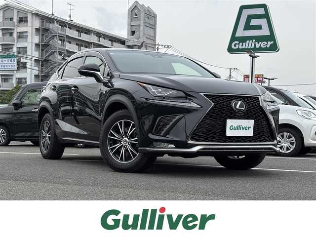 レクサス ＮＸ 300 Fスポーツ 大分県 2018(平30)年 9.3万km グラファイトブラックガラスフレーク ・純正ナビ(CD.DVD.SD.BT.AUX)/・全方位カメラ/・フルセグテレビ/・マークレビンソン/・ヘッドアップディスプレイ/・赤黒レザーシート/・プリクラッシュセーフティ/・ブラインドスポットモニター/・ETC 2.0/・ドライブレコーダー/・２列目電動格納シート/・パドルシフト/・ハンドルヒーター/・ブレーキホールド/・パワーシート/・シートメモリー/・シートヒーター/・シートクーラー/・電動リアゲート/・トノカバー