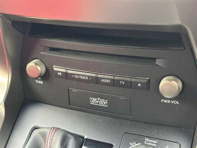 レクサス ＮＸ 300 Fスポーツ 大分県 2018(平30)年 9.3万km グラファイトブラックガラスフレーク ・純正ナビ(CD.DVD.SD.BT.AUX)/・全方位カメラ/・フルセグテレビ/・マークレビンソン/・ヘッドアップディスプレイ/・赤黒レザーシート/・プリクラッシュセーフティ/・ブラインドスポットモニター/・ETC 2.0/・ドライブレコーダー/・２列目電動格納シート/・パドルシフト/・ハンドルヒーター/・ブレーキホールド/・パワーシート/・シートメモリー/・シートヒーター/・シートクーラー/・電動リアゲート/・トノカバー