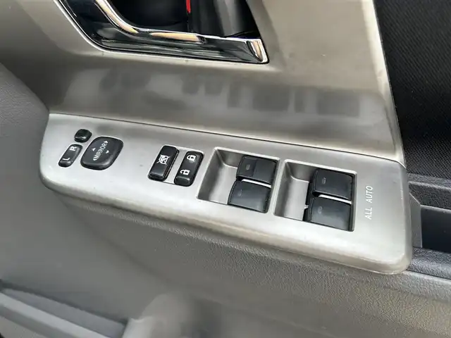 トヨタ ヴォクシー ZS 煌 東京都 2008(平20)年 13.3万km ダークバイオレットマイカメタリック 純正HDDナビ/　フルセグTV/CD/DVD/AUX/ミュージックサーバー/バックカメラ/フリップダウンモニター/ビルトインETC/パドルシフト/オートライト/純正16インチアルミホイール/純正フロアマット/両側パワースライドドア/パワーステアリング/パワーウィンドウ/LEDライト/フォグランプ/プッシュスタート/電動格納ミラー/ドアバイザー/スマートキー×2/保証書/点検記録簿/取扱説明書/スペアキー