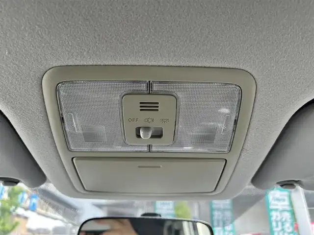 トヨタ ヴォクシー ZS 煌 東京都 2008(平20)年 13.3万km ダークバイオレットマイカメタリック 純正HDDナビ/　フルセグTV/CD/DVD/AUX/ミュージックサーバー/バックカメラ/フリップダウンモニター/ビルトインETC/パドルシフト/オートライト/純正16インチアルミホイール/純正フロアマット/両側パワースライドドア/パワーステアリング/パワーウィンドウ/LEDライト/フォグランプ/プッシュスタート/電動格納ミラー/ドアバイザー/スマートキー×2/保証書/点検記録簿/取扱説明書/スペアキー