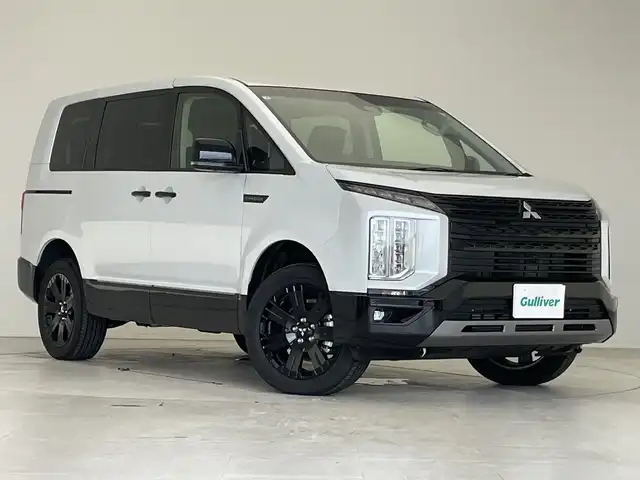 三菱 デリカＤ：５ シャモニー 愛知県 2025(令7)年 0.1千km ホワイトダイヤモンド 登録済未使用車/全方位カメラ/両側パワースライドドア/レーダークルーズコントロール/シートヒーター/電動リアゲート/パワーシート/純正アルミホイール/LEDヘッドライト/ブラインドスポットモニター/パドルシフト/ステアリングヒーター/オートマチックハイビーム/衝突軽減システム/ステアリングスイッチ/スマートキー/プッシュスタート