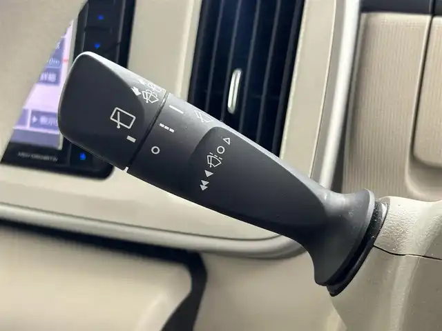 ダイハツ ムーヴ キャンバス X SA Ⅲ 滋賀県 2018(平30)年 6.1万km パールホワイトⅢ/スムースグレーマイカメタリック 2トーン 禁煙車/社外ナビ/（CD/DVD/フルセTV/Bluetooth/SD/USB/AM/FM)/バックカメラ/両側パワースライドドア/360度ドライブレコーダー/スマートアシスト３/ -衝突警報機能/ -誤発進抑制機能（前方・後方）/ -車線逸脱警報機能/ -オートマチックハイビーム/ -衝突回避支援ブレーキ/ETC/純正ドアバイザー/純正フロアマット/スマートキー/プッシュスタート