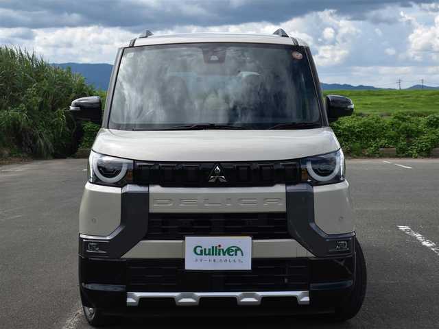 三菱 デリカミニ G プレミアム 福岡県 2024(令6)年 1.4万km ナチュラルアイボリーメタリック ワンオーナー/メモリーナビ/フルセグ/CD/DVD/BT/マルチアラウンドモニター/マイパイロット/ステアリングヒーター/ステアリングスイッチ/純正15インチアルミホイール/純正LEDヘッドライト/前後ドライブレコーダー/ハーフレザーシート/両側パワースライドドア/レーダークルーズコントロール/ルーフレール/プッシュスタート/スマートキー×2/フロアマット/ドアバイザー/ETC/新車時保証書/取扱説明書