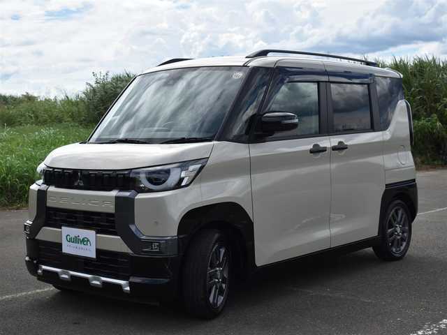 三菱 デリカミニ G プレミアム 福岡県 2024(令6)年 1.4万km ナチュラルアイボリーメタリック ワンオーナー/メモリーナビ/フルセグ/CD/DVD/BT/マルチアラウンドモニター/マイパイロット/ステアリングヒーター/ステアリングスイッチ/純正15インチアルミホイール/純正LEDヘッドライト/前後ドライブレコーダー/ハーフレザーシート/両側パワースライドドア/レーダークルーズコントロール/ルーフレール/プッシュスタート/スマートキー×2/フロアマット/ドアバイザー/ETC/新車時保証書/取扱説明書