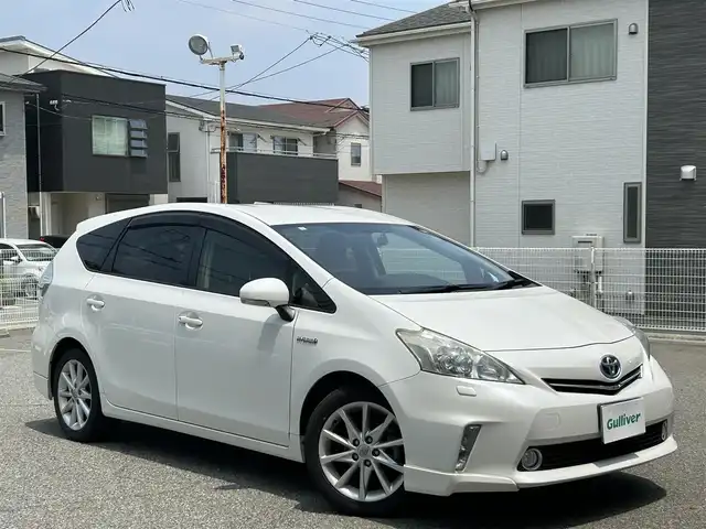 トヨタ プリウス α S ツーリングセレクション 兵庫県 2013(平25)年 5.8万km ホワイトパールクリスタルシャイン ワンオーナー/ALPINE8インチナビ/フルセグTV/CD/DVD/Bluetooth/SD/FM/AM/バックカメラ/ビルトインETC/前 ドライブレコーダー/HIDヘッドライト/フォグランプ/オートライト/プッシュスタート/電格ミラー/ステアリングスイッチ/革巻きステアリング/ドアバイザー/フロアマット/ISOFIX/スペアキー1本/新車時保証書/取扱説明書