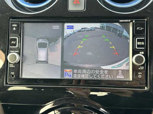 日産 ノート e－パワー メダリスト 岡山県 2016(平28)年 6.3万km インペリアルアンバーP 登録時走行距離62992km/純正7インチナビ/ワンセグTV/（FM.AM.CD.DVD.TV.BT）/アラウンドビューモニター/インテリジェントルームミラー/ETC/衝突軽減ブレーキ/ドライブレコーダー/レーンキープアシスト/横滑り防止装置/クリアランスソナー/オートライト/15インチ純正AW/ハーフレザーシート/純正フロアマット