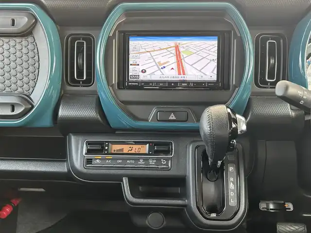 スズキ ハスラー HYBRID X 福岡県 2021(令3)年 2.5万km デニムブルー ガンメタリック 2トーン 社外ディスプレイオーディオ【AVIC-RZ111】/（AM/FM/Bluetooth）/スズキセーフティサポート/・デュアルカメラブレーキサポート/・誤発進抑制機能/・車線逸脱警報/・ふらつき警報/・先行車発進お知らせ機能/・ハイビームアシスト/・標識認識機能/・後退時ブレーキサポート/・後方誤発進抑制機能/・リアパーキングセンサー/オートライト/横滑り防止装置/アイドリングストップ/純正15インチアルミホイール/シートヒーター（D/N）/CARROZZERIA製前方ドライブレコーダー【VREC-DZ300】/シートバックテーブル/ETC/純正フロアマット/ISOFIX/プッシュスタート/電源ソケット×1/保証書/取扱説明書/ナビ取扱説明書