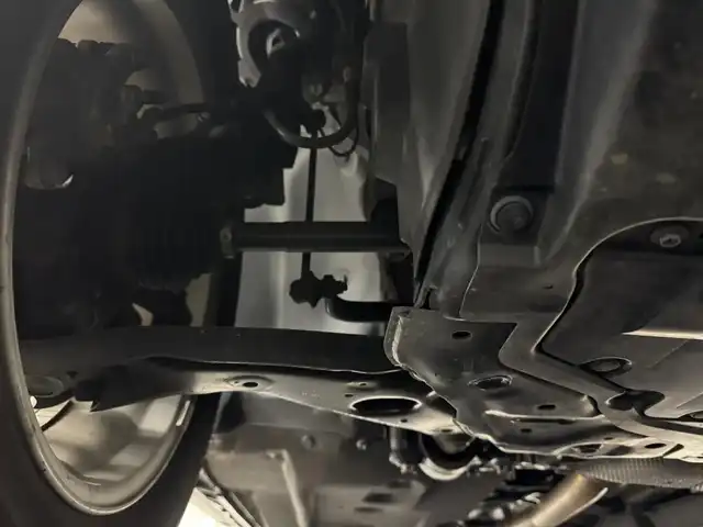 マツダ ＣＸ－５ XD プロアクティブ 三重県 2018(平30)年 4.2万km ソウルレッドクリスタルM 2.2L ディーゼルターボ/AWD/MTモード付フロア6AT/純正 7インチナビ/（FM/AM/aha/Stitcher/Bluetooth/USB/CD/AUX/DVD/TV）/【OP】360°ビュー・モニター/【OP】BOSEサウンドシステム（AUDIOPILOT2＋Centerpoint2）＋10スピーカー/ドライブレコーダー 前後/ビルトインETC2.0/安全/・スマートブレーキサポート（SBS）/・AT誤発進抑制制御（前進・後進）/・レーダークルコン/・車線逸脱警報（LDWS）/・ブラインドスポットモニタリング（BSM）（リアクロストラフィックアラート機能付）/・ドライバーアテンションアラート/・パーキングセンサー（前後）/・レーンキープアシストシステム（LAS）/・交通標識認識システム（TSR）/装備/【OP】パワーテールゲート/【OP】ドライビングポジションパッケージ/●10wayパワーシート（運転席）/●ドライビングポジションメモリー機能（シート位置・HUD）/●シートヒーター（D/N）/●ステアリングヒーター/・HUD/・左右独立オートエアコン/・オートライト/・リアフォグランプ/・純正17inAW/・保/取/・スマートキーx2