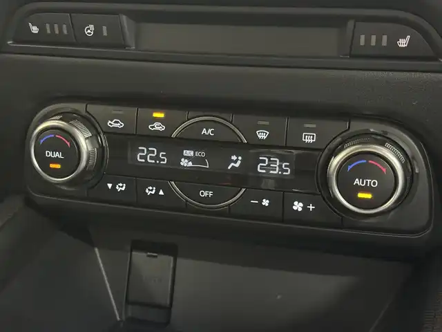 マツダ ＣＸ－５ XD プロアクティブ 三重県 2018(平30)年 4.2万km ソウルレッドクリスタルM 2.2L ディーゼルターボ/AWD/MTモード付フロア6AT/純正 7インチナビ/（FM/AM/aha/Stitcher/Bluetooth/USB/CD/AUX/DVD/TV）/【OP】360°ビュー・モニター/【OP】BOSEサウンドシステム（AUDIOPILOT2＋Centerpoint2）＋10スピーカー/ドライブレコーダー 前後/ビルトインETC2.0/安全/・スマートブレーキサポート（SBS）/・AT誤発進抑制制御（前進・後進）/・レーダークルコン/・車線逸脱警報（LDWS）/・ブラインドスポットモニタリング（BSM）（リアクロストラフィックアラート機能付）/・ドライバーアテンションアラート/・パーキングセンサー（前後）/・レーンキープアシストシステム（LAS）/・交通標識認識システム（TSR）/装備/【OP】パワーテールゲート/【OP】ドライビングポジションパッケージ/●10wayパワーシート（運転席）/●ドライビングポジションメモリー機能（シート位置・HUD）/●シートヒーター（D/N）/●ステアリングヒーター/・HUD/・左右独立オートエアコン/・オートライト/・リアフォグランプ/・純正17inAW/・保/取/・スマートキーx2